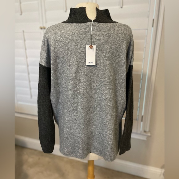 Hatley Mock Neck sweater - Picture 7 of 7